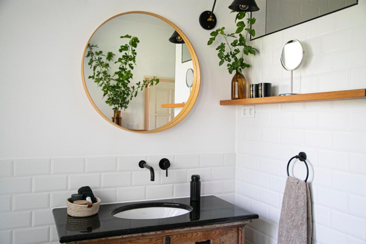 Cozy Airport Apartment Vecses Exterior photo
